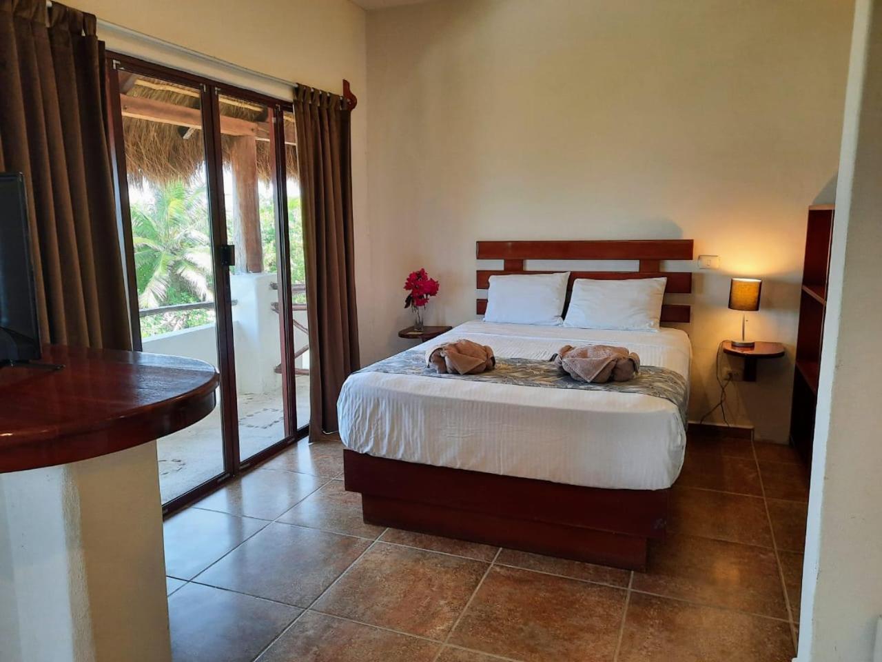 Porto Coral Hotel & Suites Mahahual Buitenkant foto