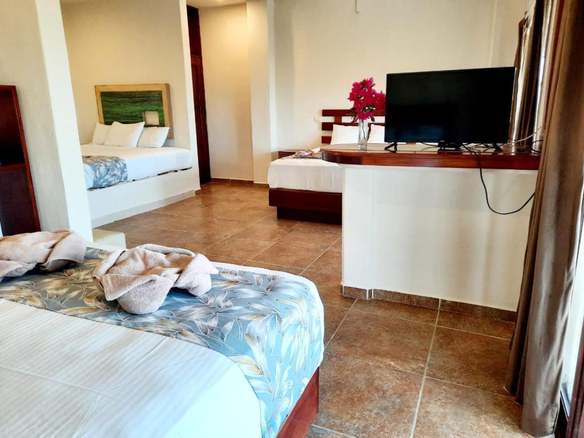 Porto Coral Hotel & Suites Mahahual Buitenkant foto