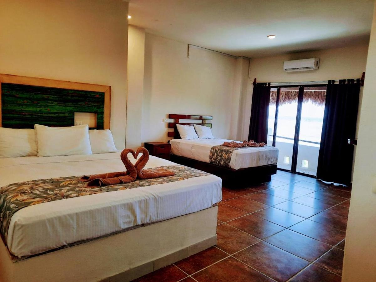 Porto Coral Hotel & Suites Mahahual Buitenkant foto