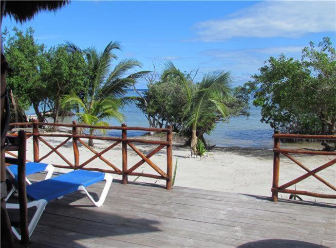 Porto Coral Hotel & Suites Mahahual Buitenkant foto